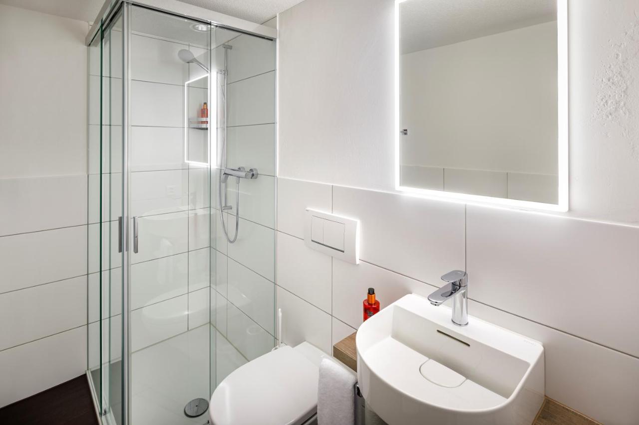 Hotel Schweizerhof Ветцикон Экстерьер фото
