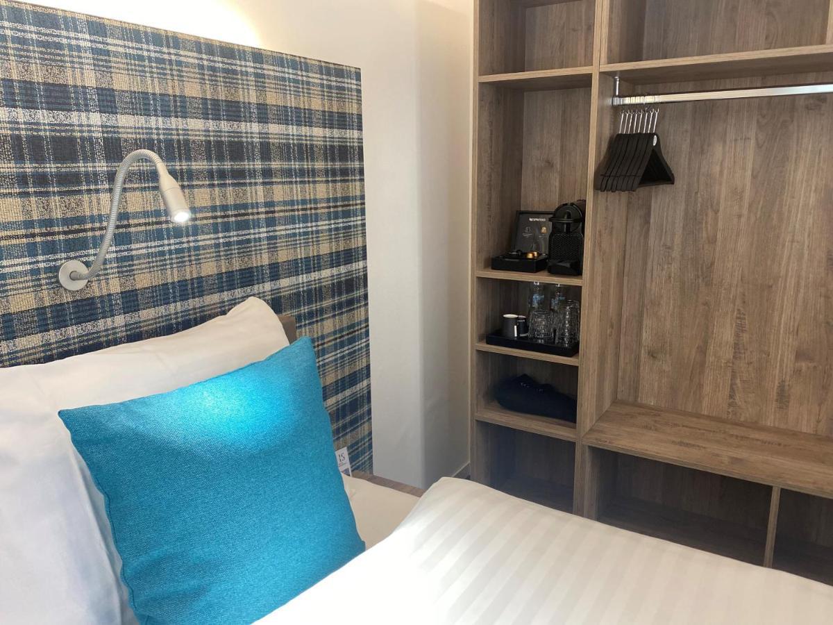 Hotel Schweizerhof Ветцикон Экстерьер фото